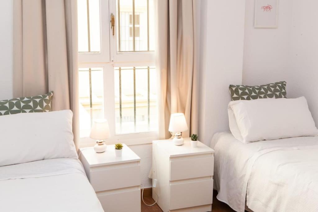Appartement Zona 1 Santa Cruz Parking Privado à Séville Extérieur photo